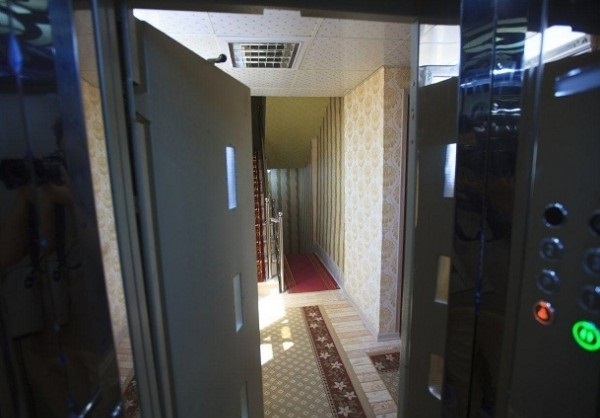 آسانسور طبقات مهمانپذیر حیات اردبیل